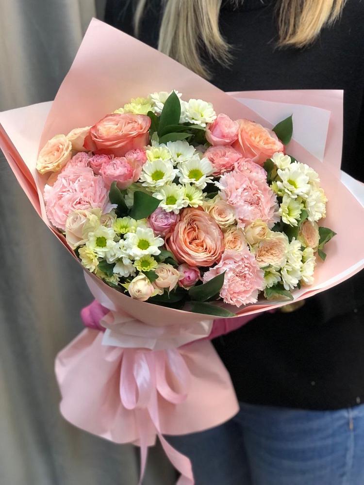 Букет цветов из: Гвоздики, Розы и Хризантемы в Орловке Воронежской области