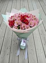 Букет цветов из:  Альстромерии в Орловке Воронежской области