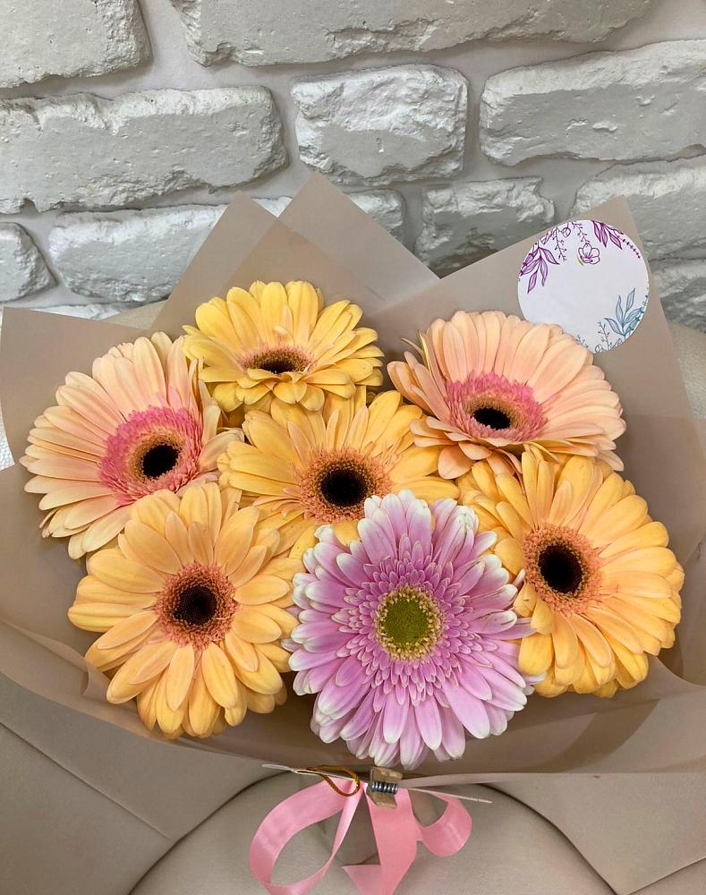 Букет цветов из: Герберы в Орловке Воронежской области