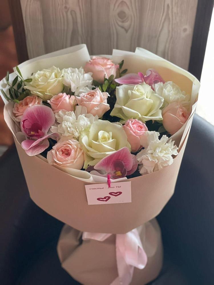 Букет цветов из: Орхидеи, Розы и Гвоздики в Орловке Воронежской области