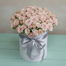 Цветочная композиция из Розы в шляпной коробке в Орловке Воронежской области