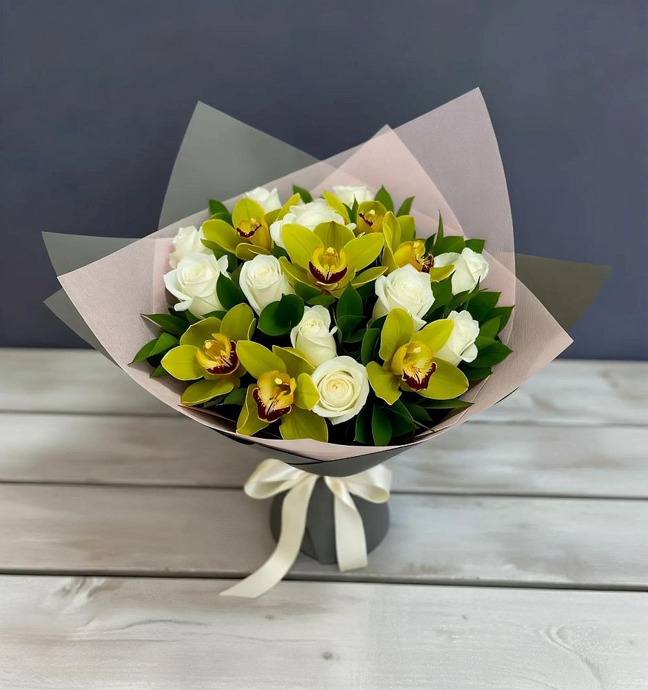 Букет цветов из: Орхидеи и Розы в Орловке Воронежской области