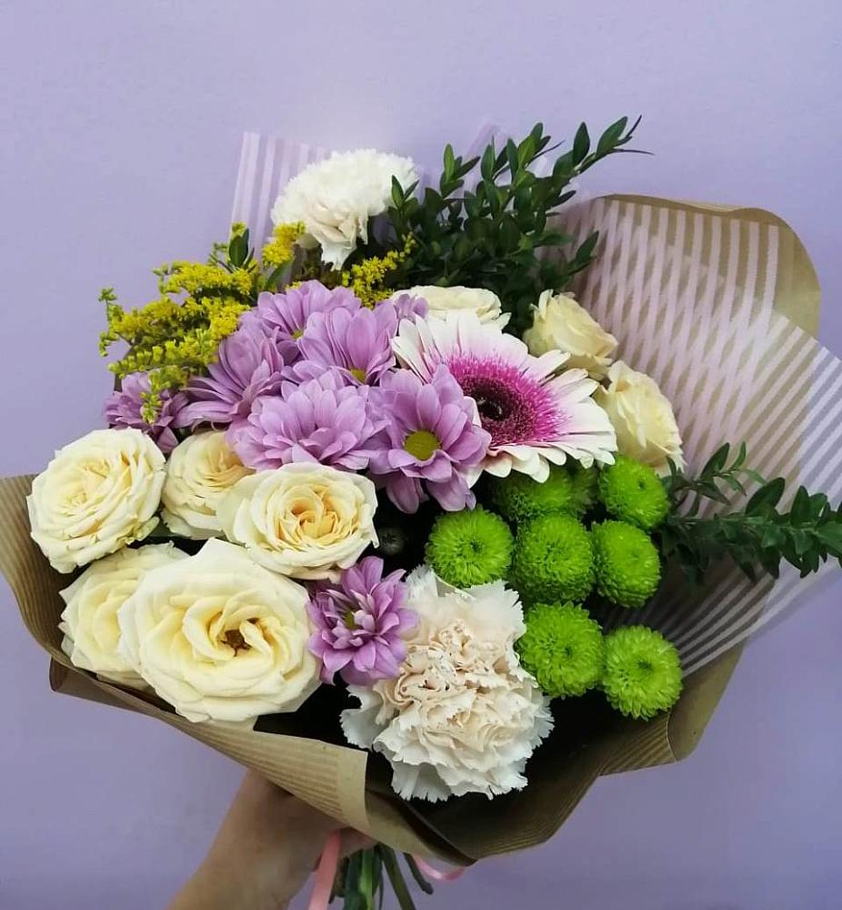 Букет цветов из: Хризантемы, Розы, Гвоздики и Герберы в Орловке Воронежской области