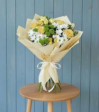 Букет цветов из:  Хризантемы и Розы в Орловке Воронежской области