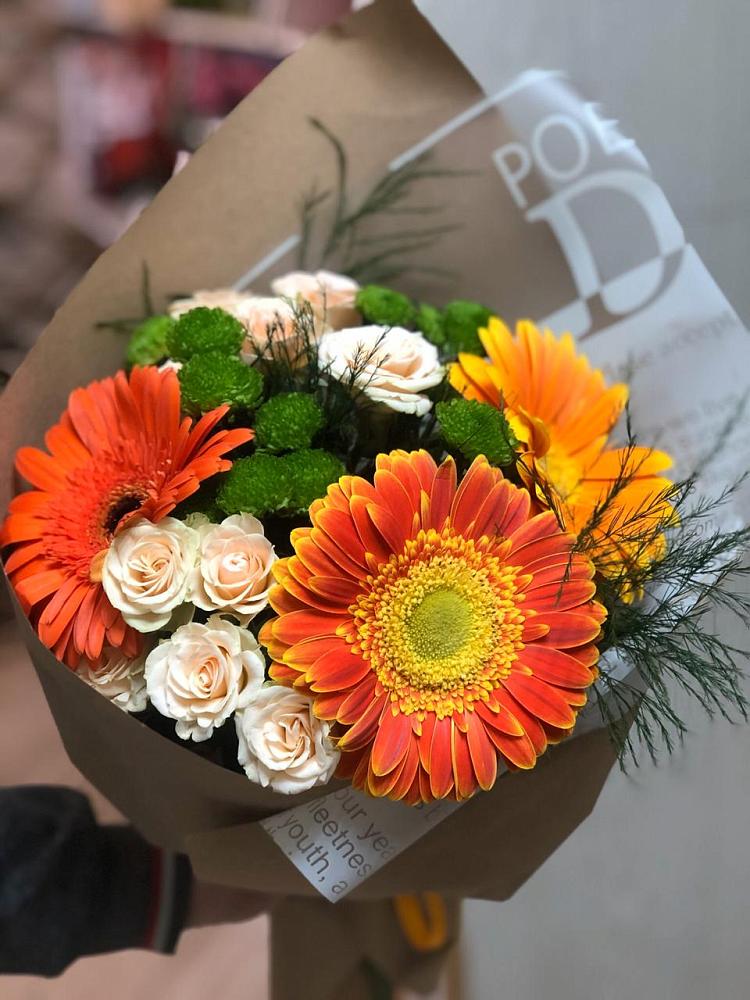 Букет цветов из: Герберы, Хризантемы и Розы в Орловке Воронежской области